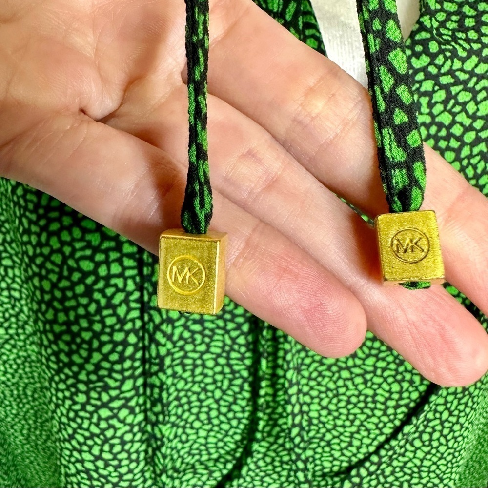 Michael Kors green and black design blouse - Picture 4 of 10